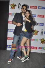 Jacky Bhagnani, Pooja Gupta promote Faltu at Cinema star in Thane, Mumbai on 1st April 2011 (15).JPG